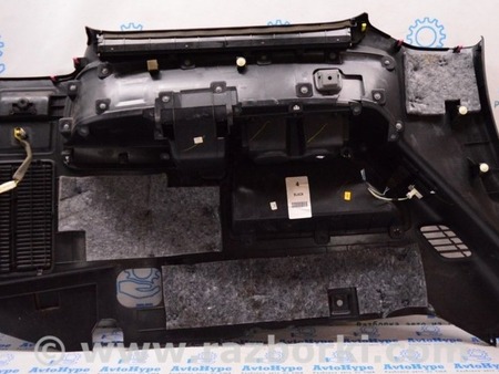 ФОТО Обшивка арки правая сераяцарапины для Toyota Sequoia (08-17) Одесса