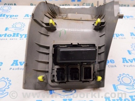 ФОТО Консоль КПП кожа сер для Toyota Sequoia (08-17) Одесса