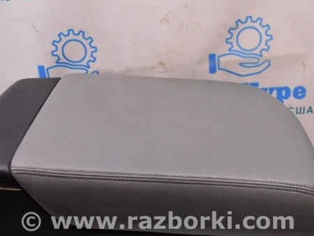 ФОТО Консоль центральная (подлокотник без подстаканника) для Toyota Sequoia (08-17) Одесса