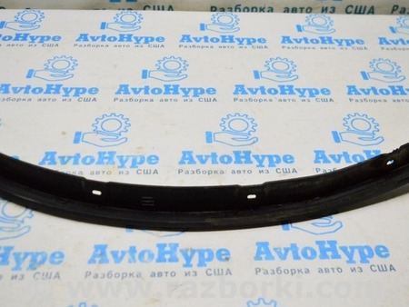 ФОТО Уплотнитель крыла зад прав деф. для Toyota Sequoia (08-17) Одесса