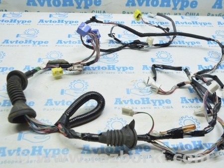 ФОТО Проводка двери перед прав для Toyota Sequoia (08-17) Одесса