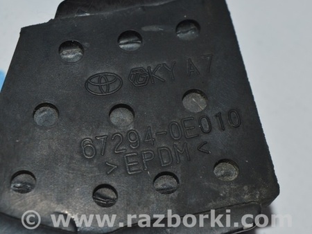 ФОТО Отбойник крышки багажника на кузове для Toyota Highlander (13-19) Одесса