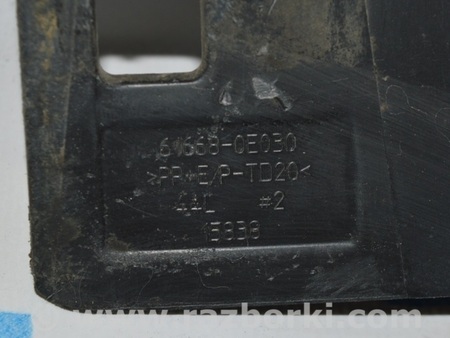 ФОТО Уплотнитель крыла задний правый для Toyota Highlander (13-19) Одесса