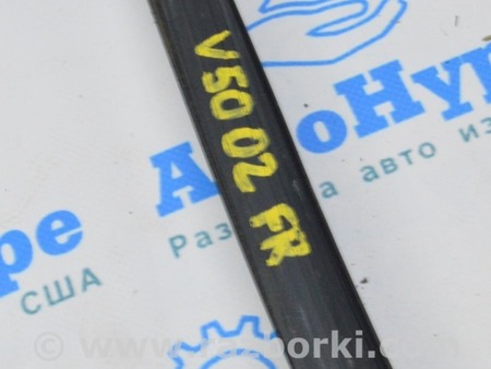 ФОТО Уплотнитель стекла передний правый usa/euro для Toyota Camry 50 XV50 (11-14) Одеса