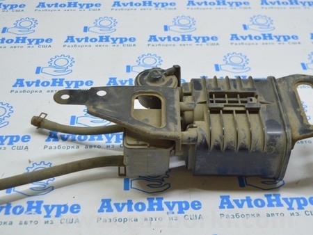 ФОТО Канистра с углем абсорбер usa/euro для Toyota Camry 50 XV50 (11-14) Одеса