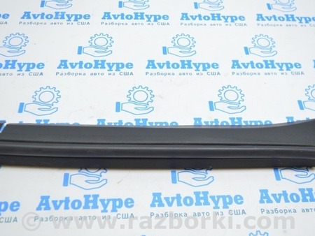 ФОТО Уплотнитель крыла капот-крыло лев для Toyota Camry 50 XV50 (11-14) Одеса