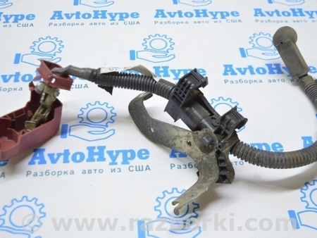 ФОТО Клемма плюсовая usa/euro с крышкой для Toyota Camry 50 XV50 (11-14) Одеса