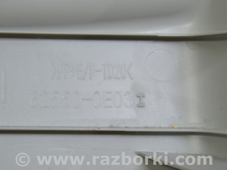 ФОТО Накладка задней стойки правая передняя для Toyota Highlander (2019-) Одесса