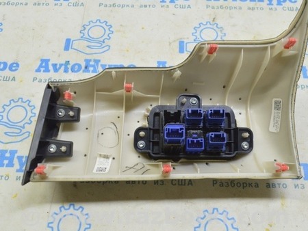 ФОТО Кнопка включения дальнего света для Toyota Highlander (2019-) Одесса