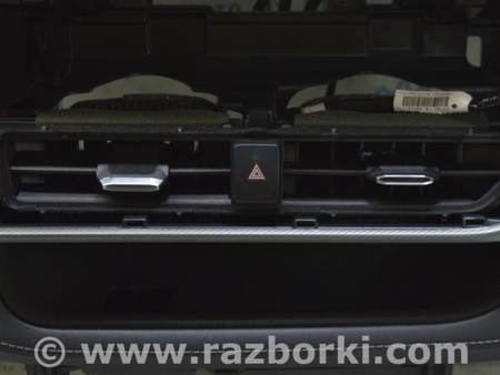 ФОТО Накладка передней панели с воздуховодом для Toyota Highlander (2019-) Одесса