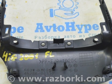 ФОТО Накладка рулевой колонки верхняя черная для Toyota Highlander (2019-) Одесса