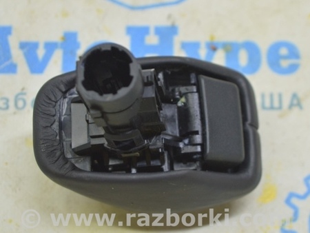 ФОТО Ручка КПП кожа чернаяцарапины для Toyota Highlander (2019-) Одесса