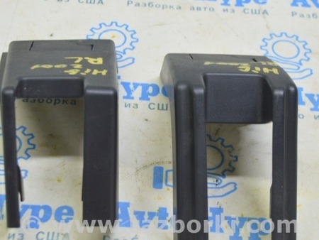 ФОТО Накладка крепления сидений ряд левая для Toyota Highlander (2019-) Одесса