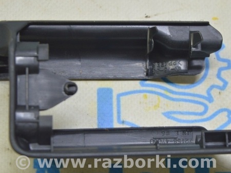 ФОТО Накладка салазки водительского сиденья зад для Toyota Highlander (2019-) Одесса