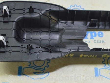 ФОТО Накладка салазки сидений ряд левая для Toyota Highlander (2019-) Одесса