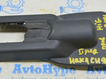 ФОТО Накладка салазки сидений ряд правая для Toyota Highlander (2019-) Одесса