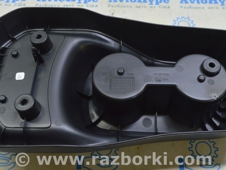 ФОТО Накладка задней консоли с подстаканниками для Toyota Highlander (2019-) Одесса