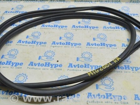 ФОТО Уплотнитель дверного проема задний правый для Toyota Highlander (2019-) Одесса