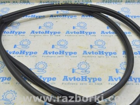 ФОТО Уплотнитель дверного проема передний правый для Toyota Highlander (2019-) Одесса