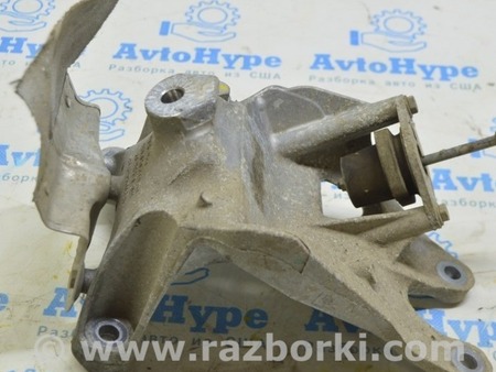 ФОТО Опора двигателя правая для Volkswagen Touareg (18-...) Одесса