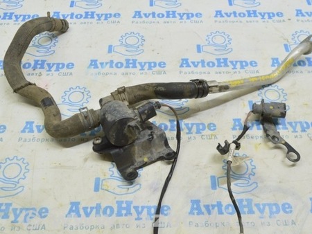 ФОТО Шланг системы охлаждения клапану для Volkswagen Touareg (18-...) Одесса