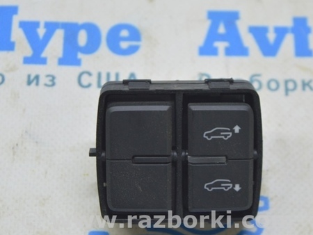 ФОТО Кнопки регулировки высоты в багажнике для Volkswagen Touareg (18-...) Одесса