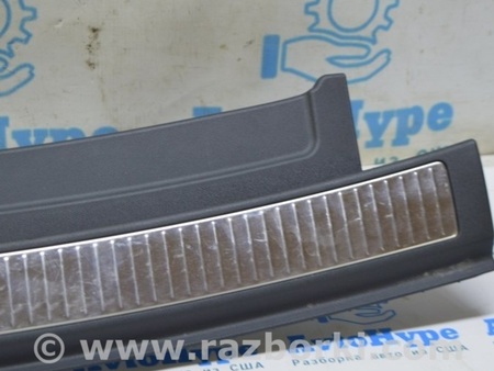 ФОТО Накладка проема багажника центр для Volkswagen Touareg (18-...) Одесса