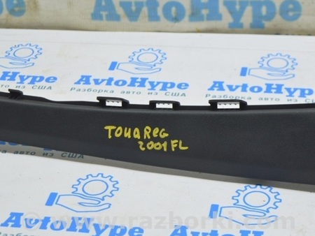 ФОТО Накладка передней стойки средняя левая для Volkswagen Touareg (18-...) Одесса