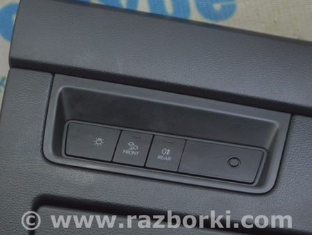 ФОТО Блок кнопок осввещения на накладке для Volkswagen Touareg (18-...) Одесса