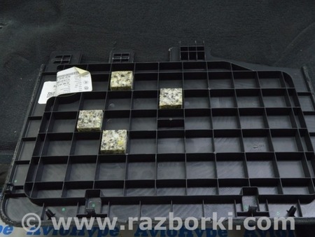 ФОТО Покрытие пола переднее части для Volkswagen Touareg (18-...) Одесса