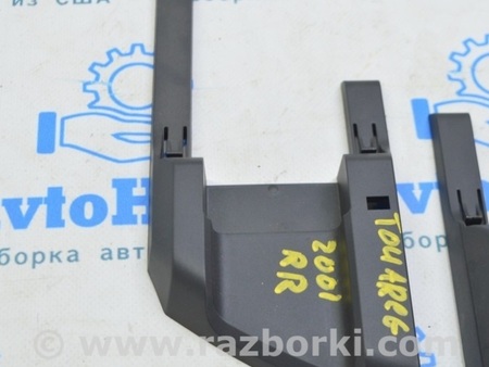 ФОТО Накладка салазок заднего сиденья правая для Volkswagen Touareg (18-...) Одесса