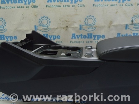 ФОТО Консоль центральная подлокотник кожа XQY для Volkswagen Touareg (18-...) Одесса