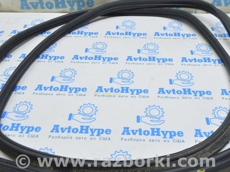 ФОТО Уплотнитель (резина) двери багажника для Volkswagen Touareg (18-...) Одесса