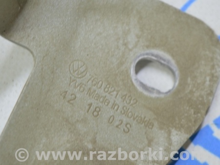 ФОТО Кронштейн крыла перед прав верхний для Volkswagen Touareg (18-...) Одесса