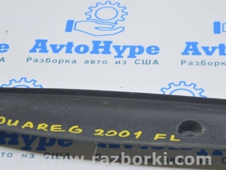 ФОТО Уплотнитель крыла дверь-крыло лев для Volkswagen Touareg (18-...) Одесса