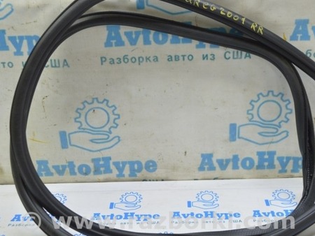 ФОТО Уплотнитель дверного проема зад прав для Volkswagen Touareg (18-...) Одесса