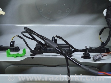 ФОТО Камера заднего вида с ручкой для Volkswagen Touareg (18-...) Одесса