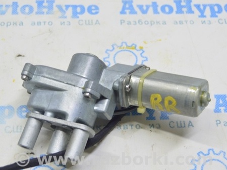 ФОТО Доводчик двери зад прав для Volkswagen T5 Transporter, Caravelle, Multivan (03-15) Одесса