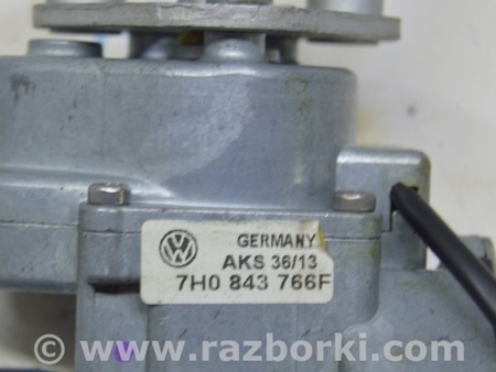 ФОТО Доводчик двери зад прав для Volkswagen T5 Transporter, Caravelle, Multivan (03-15) Одесса