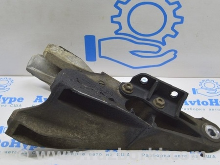 ФОТО Кронштейн задней подушки двигателя для Volkswagen T5 Transporter, Caravelle, Multivan (03-15) Одесса