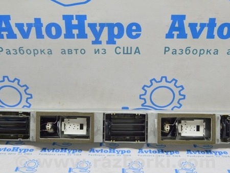 ФОТО Плафон освещения задний для Volkswagen T5 Transporter, Caravelle, Multivan (03-15) Одесса