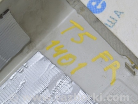 ФОТО Накладка центральной стойки (под ремень) для Volkswagen T5 Transporter, Caravelle, Multivan (03-15) Одесса