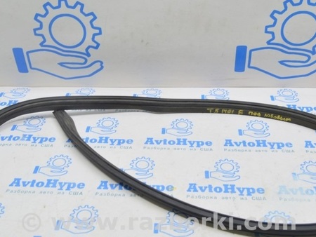 ФОТО Уплотнитель капота задний для Volkswagen T5 Transporter, Caravelle, Multivan (03-15) Одесса