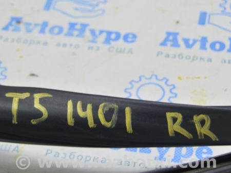 ФОТО Уплотнитель дверного проема зад прав для Volkswagen T5 Transporter, Caravelle, Multivan (03-15) Одесса