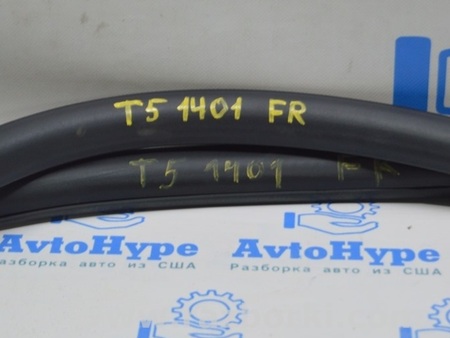 ФОТО Уплотнитель дверного проема перед прав для Volkswagen T5 Transporter, Caravelle, Multivan (03-15) Одесса