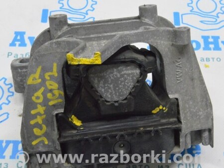 ФОТО Подушка двигателя правая сломано ухо для Volkswagen Jetta USA (2018-) Одесса