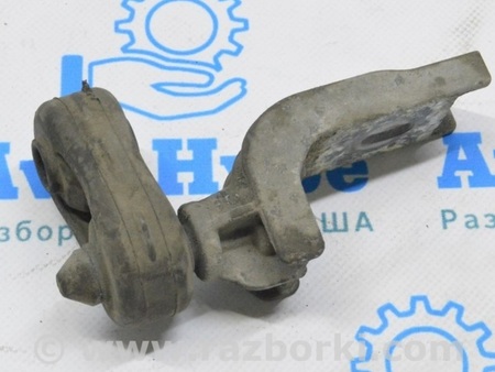 ФОТО Кронштейн глушителя задний с резинкой для Volkswagen Jetta USA (2018-) Одесса