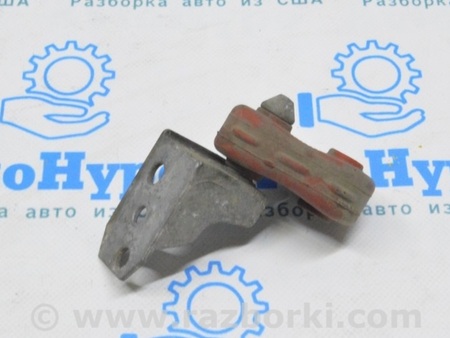 ФОТО Кронштейн глушителя центральный с резинкой для Volkswagen Jetta USA (2018-) Одесса