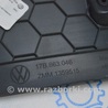 Накладка центральной консоли боковая правая Volkswagen Jetta USA (2018-)