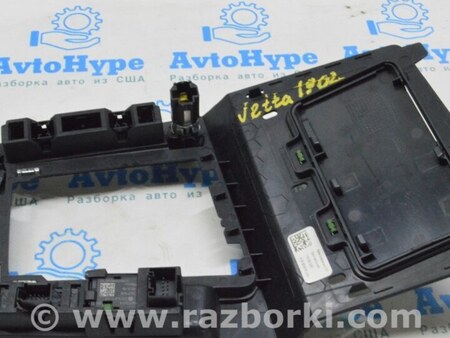 ФОТО Прикуриватель центральной консоли для Volkswagen Jetta USA (2018-) Одесса